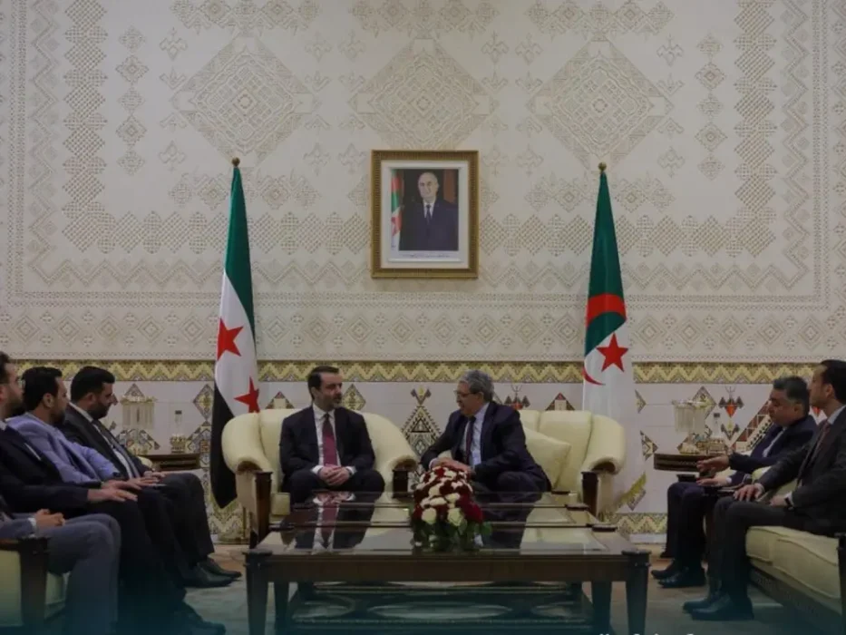 زيارة للجزائر