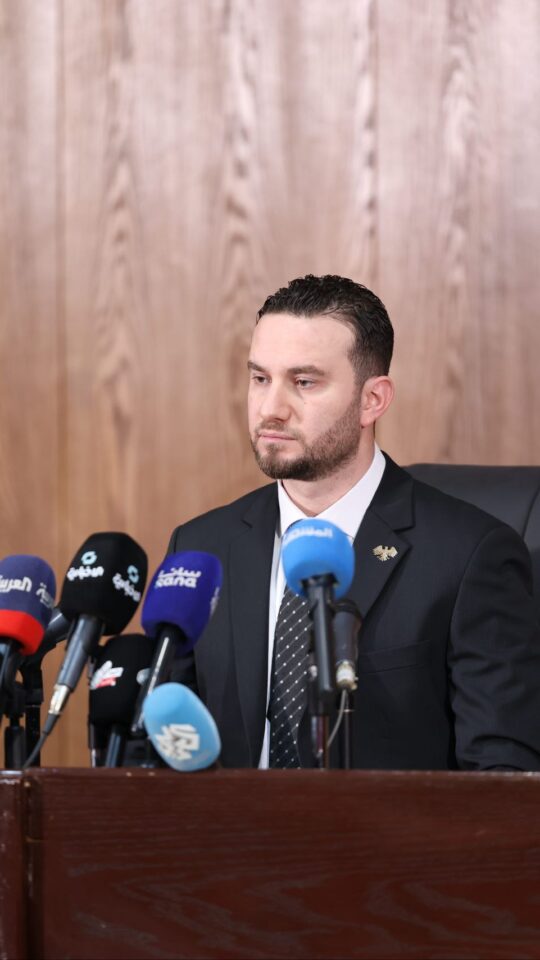 دمشق تعلن استعدادها للتعاون مع أوروبا لملاحقة ضباط النظام المخلوع المتهمين بجرائم