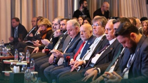 مجلس الأعمال السوري البريطاني يبحث فرص التعاون والاستثمار في دمشق