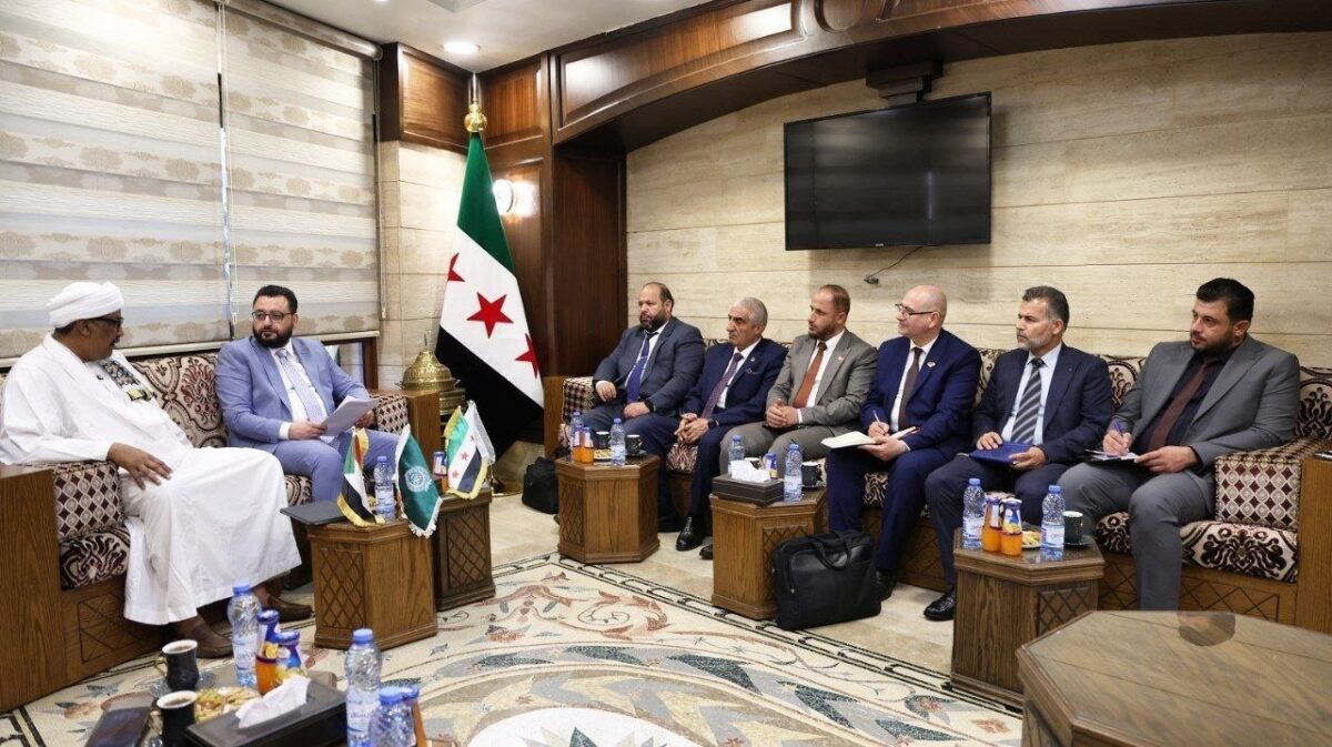 وزير الزراعة المهندس باسل السويدان يستقبل وزير الزراعة السوداني الدكتور عصمت قرشي عبد الله