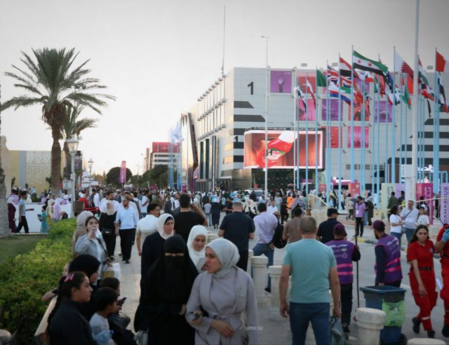 "الاقتصادي الصغير".. أطفال يتعلمون الادخار في معرض دمشق الدولي