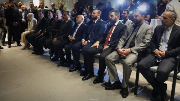 اجتماع وفد اقتصادي أمريكي مع الحكومة السورية في دمشق لبحث فرص الاستثمار والشراكات الاقتصادية