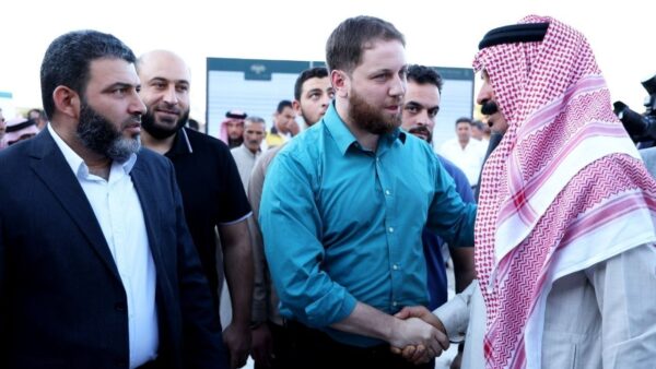 "سوريا بلا مخيمات".