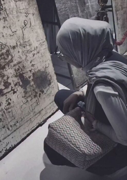 "لن يسمع الباب يا لمى".. باب زنزانة يفتح جراح ذوي المفقودين